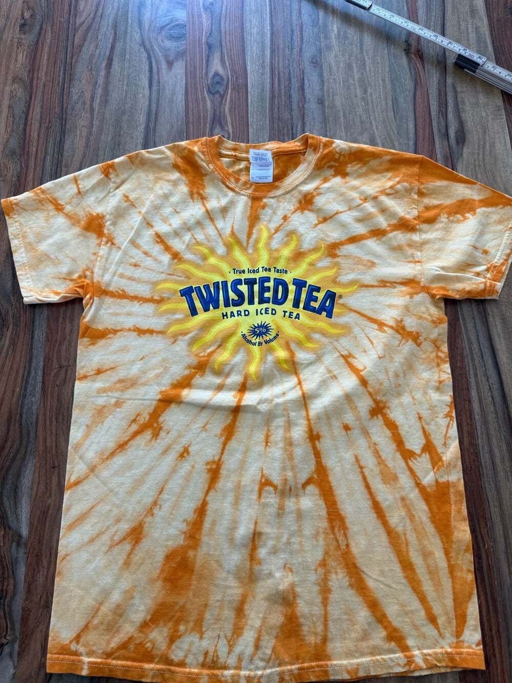 Twisted Tea Hard Iced Tea Orange Tie Dye Graphic T-Shirt Size M